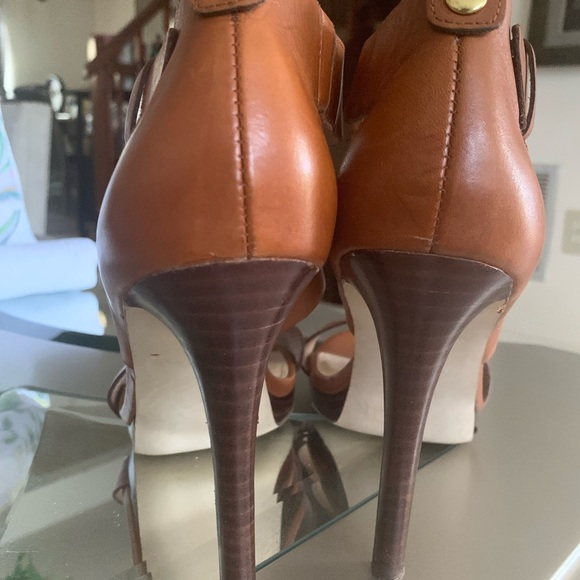 ❌❌❌SOLD❌❌❌ Michael Kors Sandals Size 8 1/2 - Picture 4 of 8